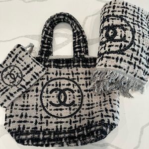 Chanel 22k terry beach tote